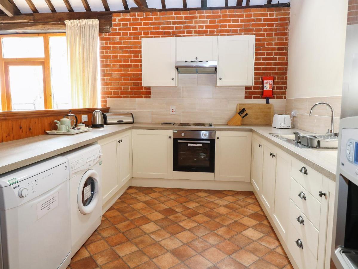 Villa Pear Tree à Wood Norton Extérieur photo
