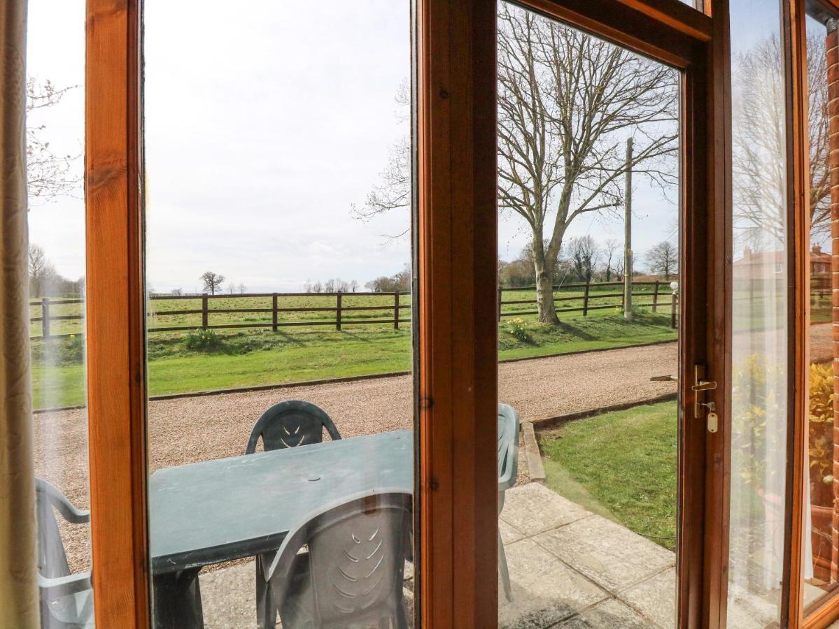 Villa Pear Tree à Wood Norton Extérieur photo
