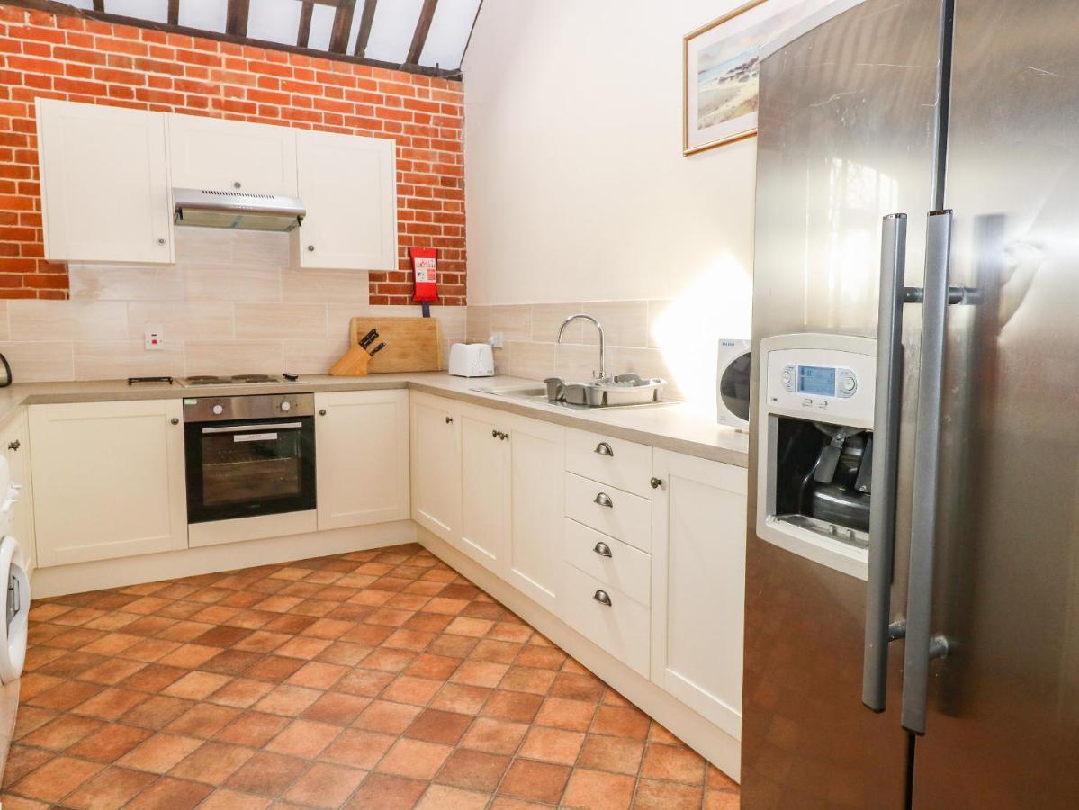 Villa Pear Tree à Wood Norton Extérieur photo